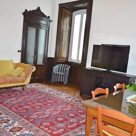 Casa Lisa *